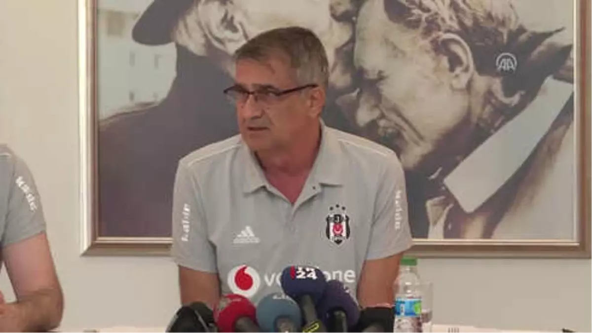Şenol Güneş\'ten Yardımcı Hoca Tartışmalarına Yanıt