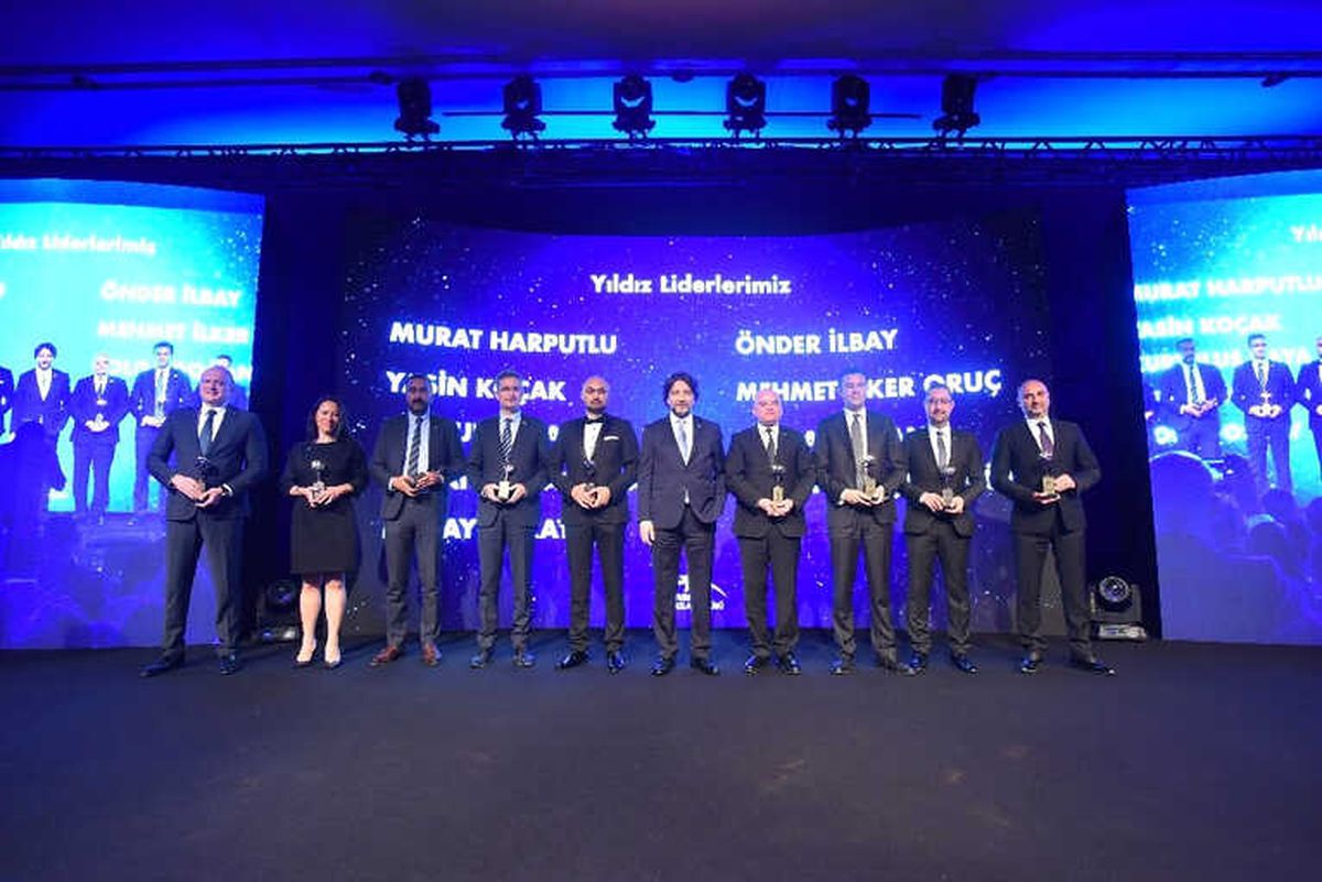 Turkcell Yıldızlarını Barselona\'ya Gönderdi