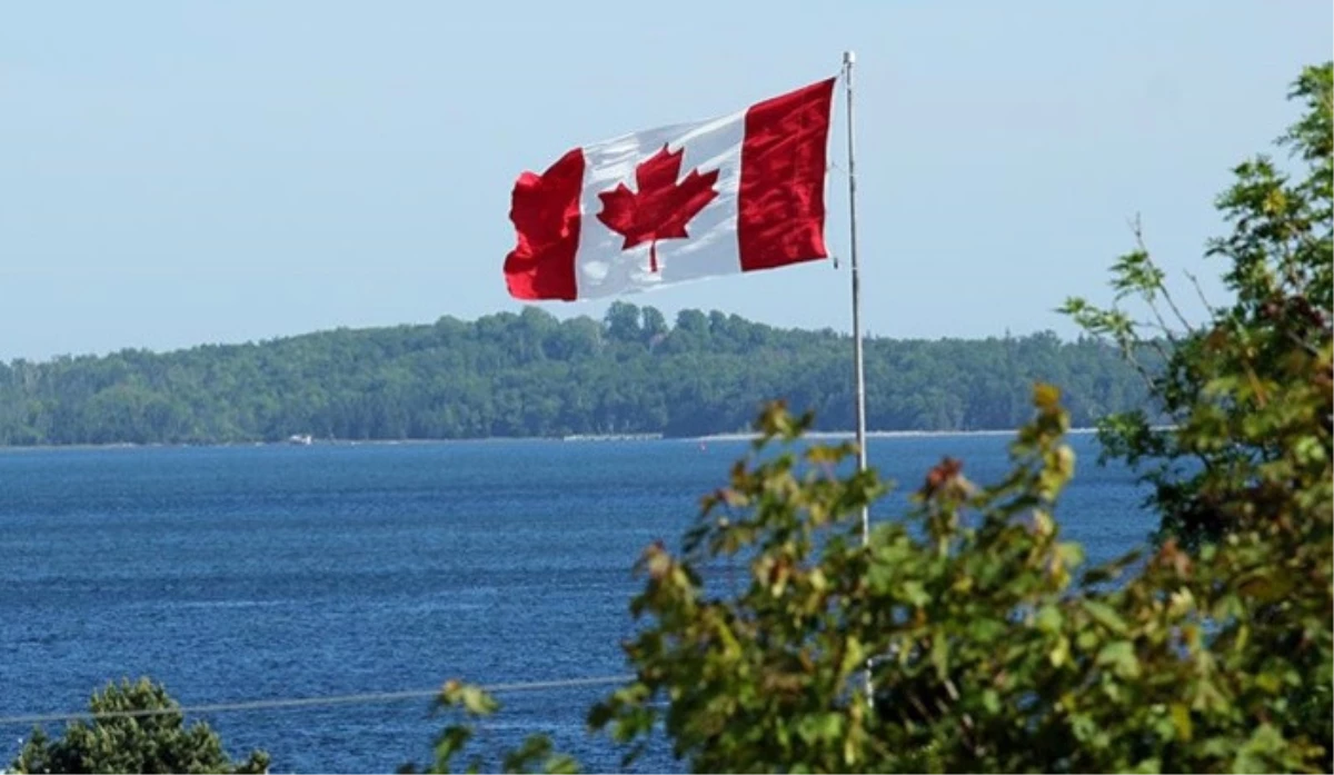 Kanada\'da Peçe Yasağı Bir Kez Daha Askıya Alındı