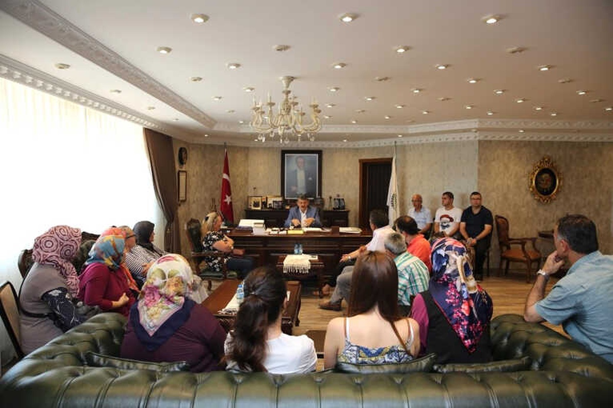 Mahalle Sakinleri ile Çalışmalar Konuşuldu