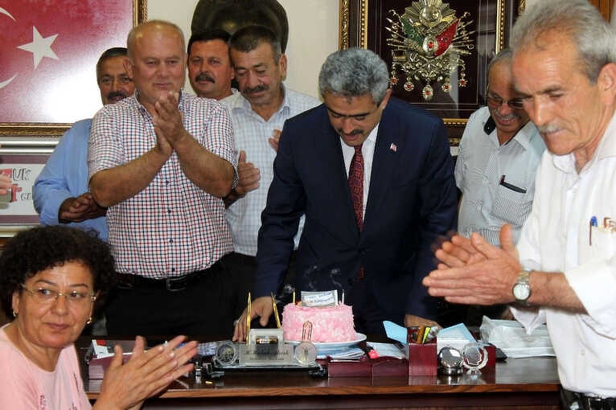 Muhtarlardan Başkan Alıcık\'a Büyük Sürpriz