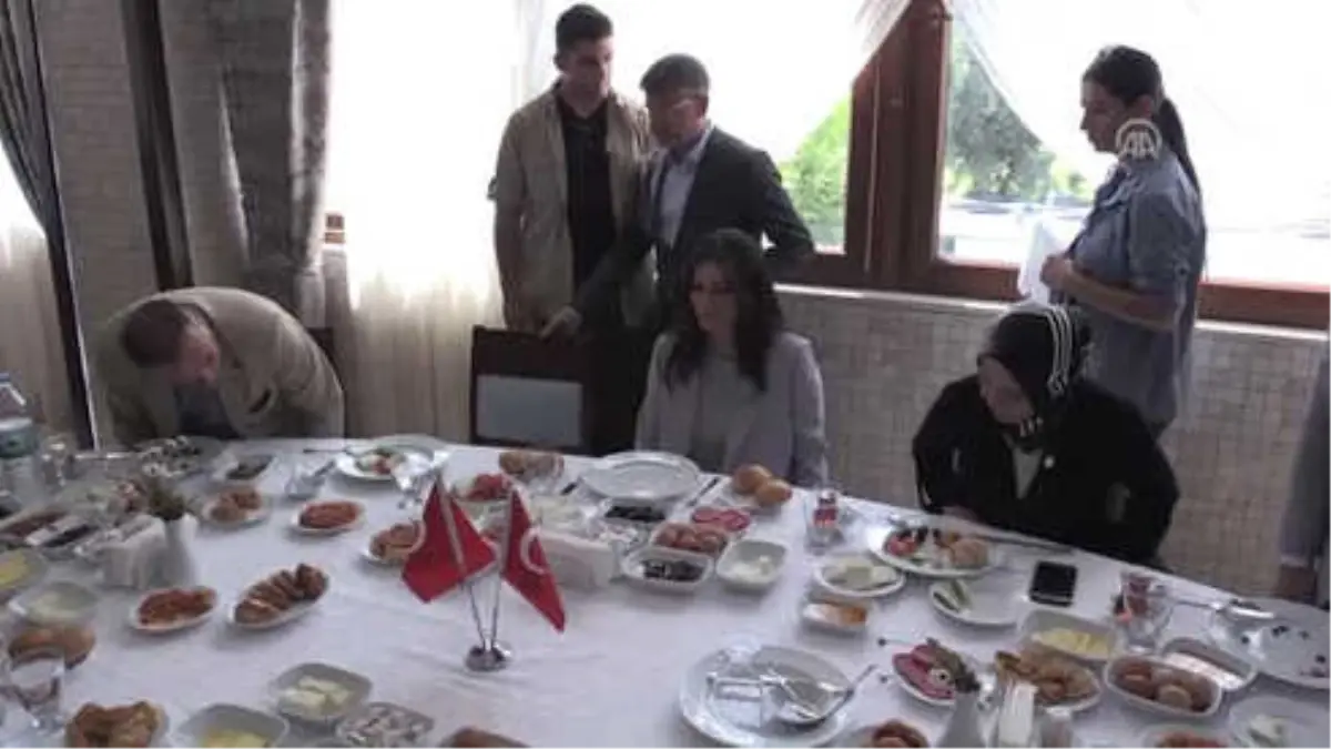 Sarıeroğlu: "Gidilmedik Yer, Çalmadık Kapı, Sıkılmadık El Bırakmayacağız"