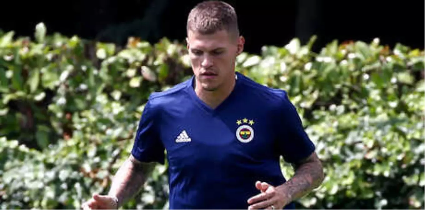 Skrtel\'in Taraftar Sevinci