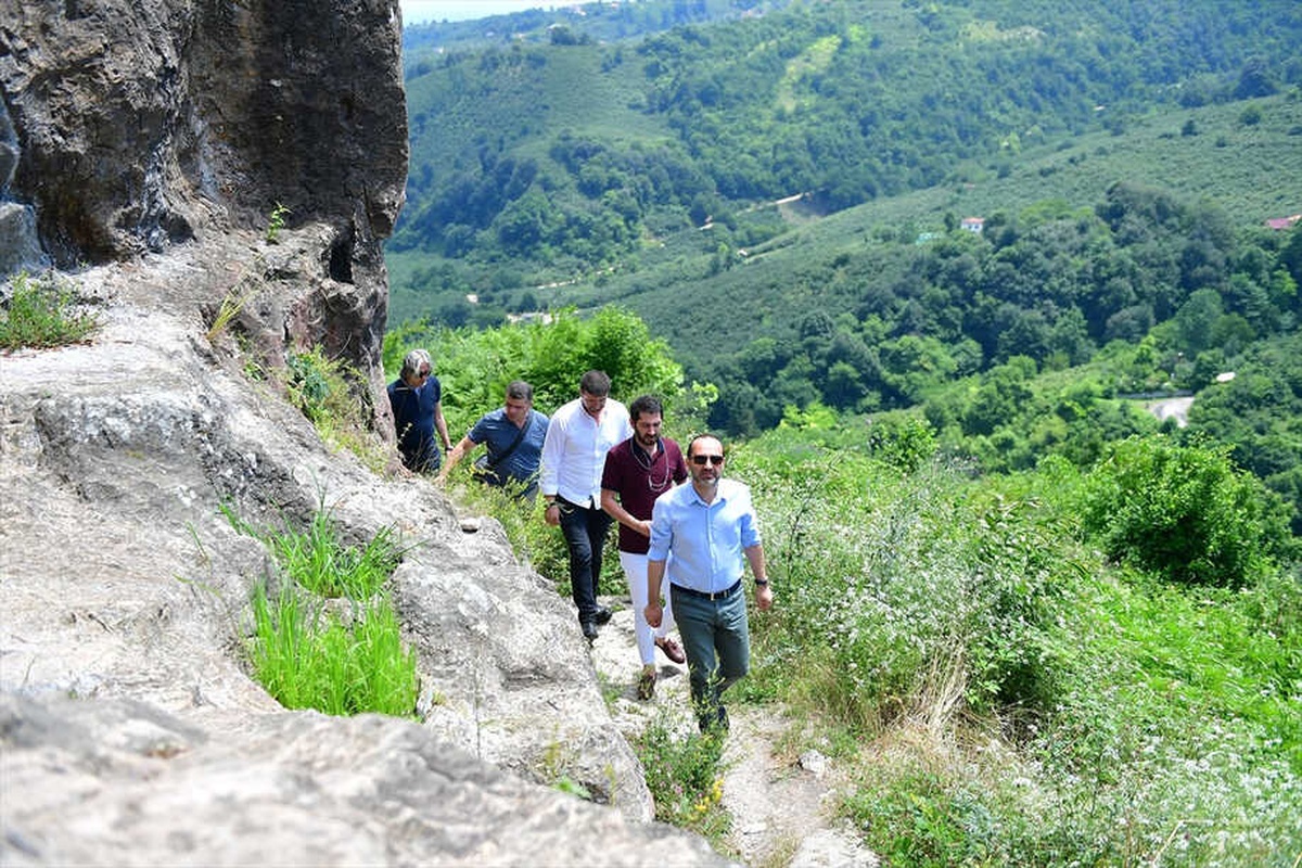 Ünye Kalesi Turizme Kazandırılıyor