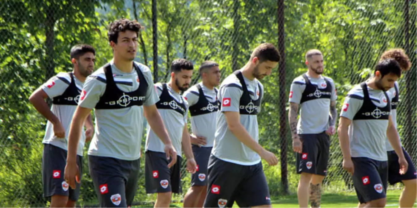 Adanaspor, Bolu\'da Kampa Girdi