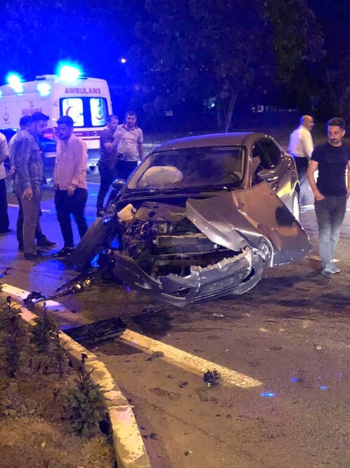 Bingöl\'de Trafik Kazası: 4 Yaralı
