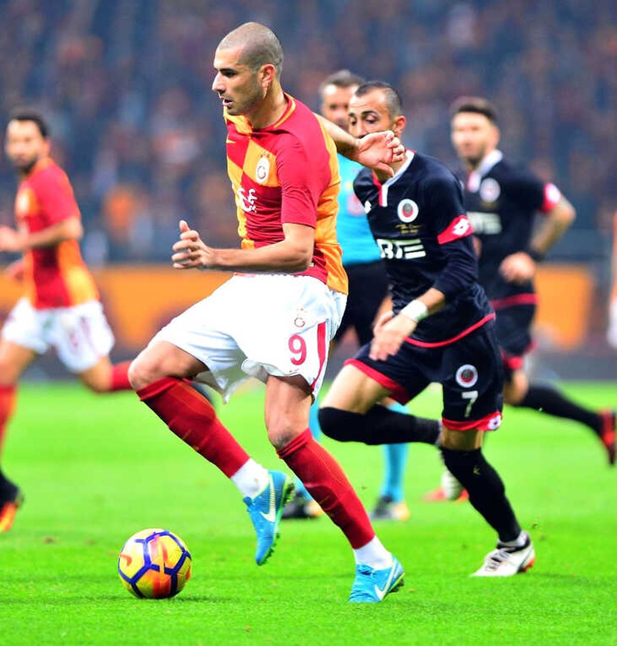 Bursaspor\'dan Eren Derdiyok Hamlesi
