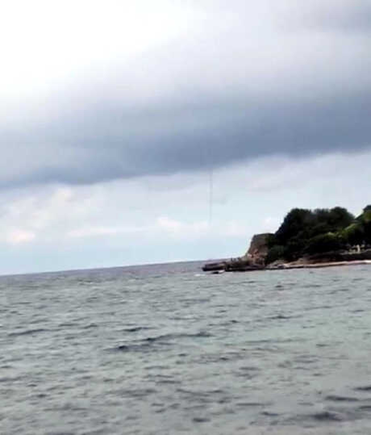 Denizde Çıkan Hortum, Sahildeki Vatandaşları Korkuttu