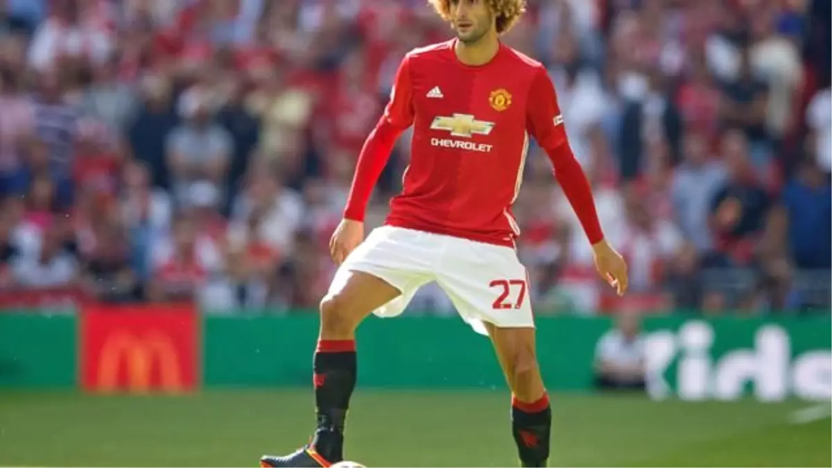 Fellaini\'den Yeni İmza