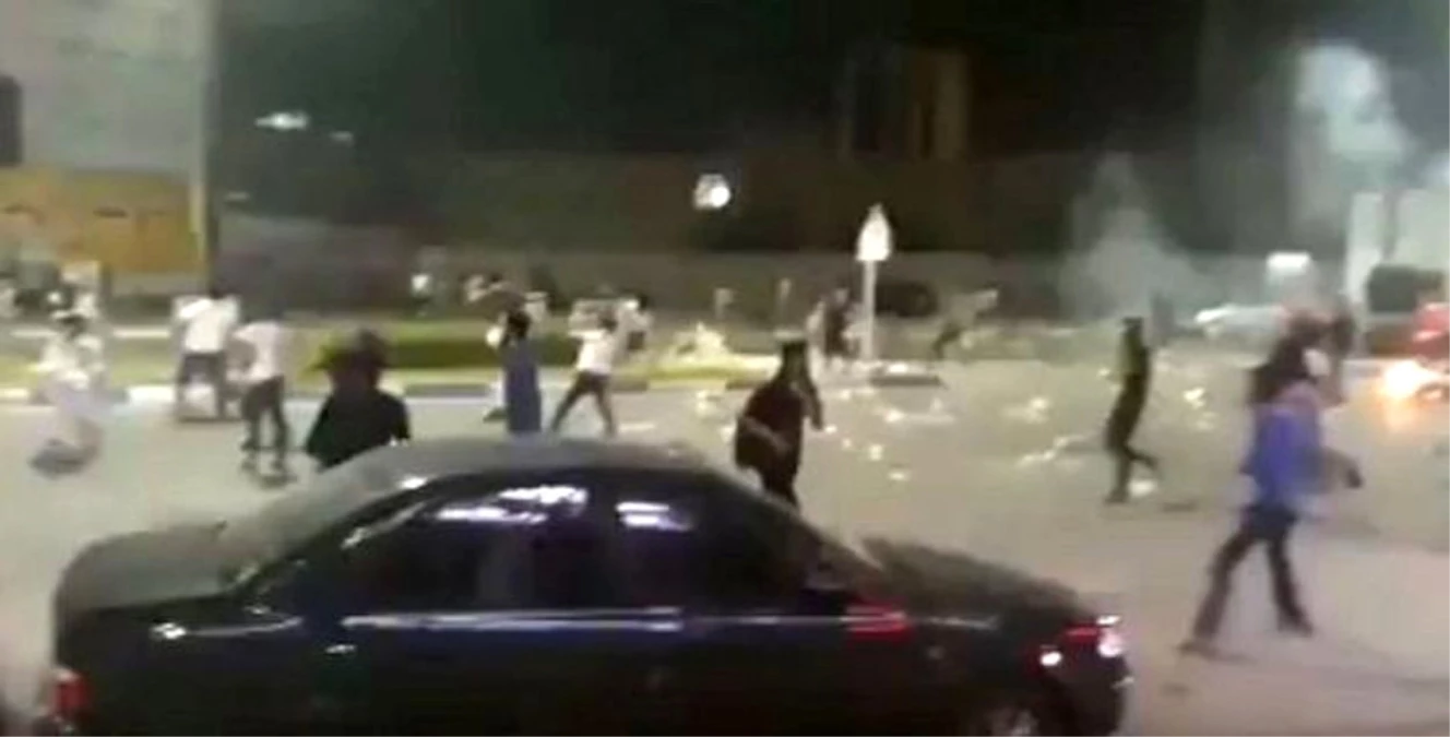 İran\'da Protestolar Bastırılmaya Çalışılıyor