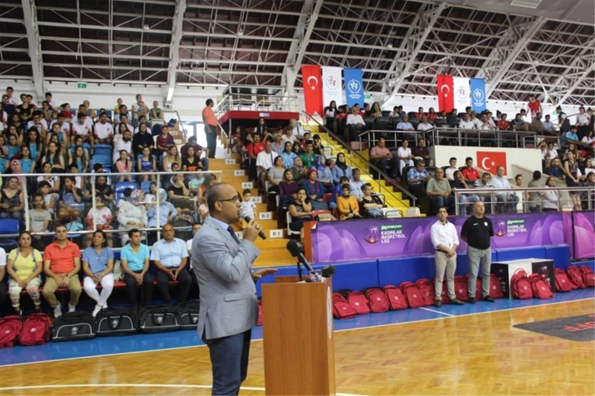 Mersin\'de İl Spor Merkezleri Törenle Açıldı