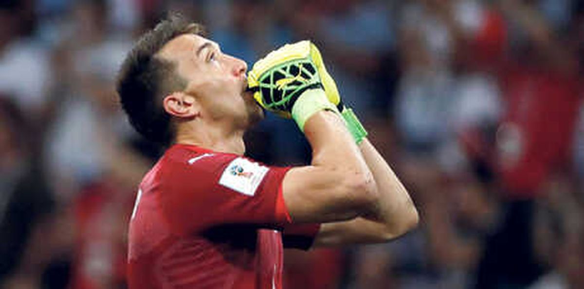 Muslera\'yı Pepe Üzdü