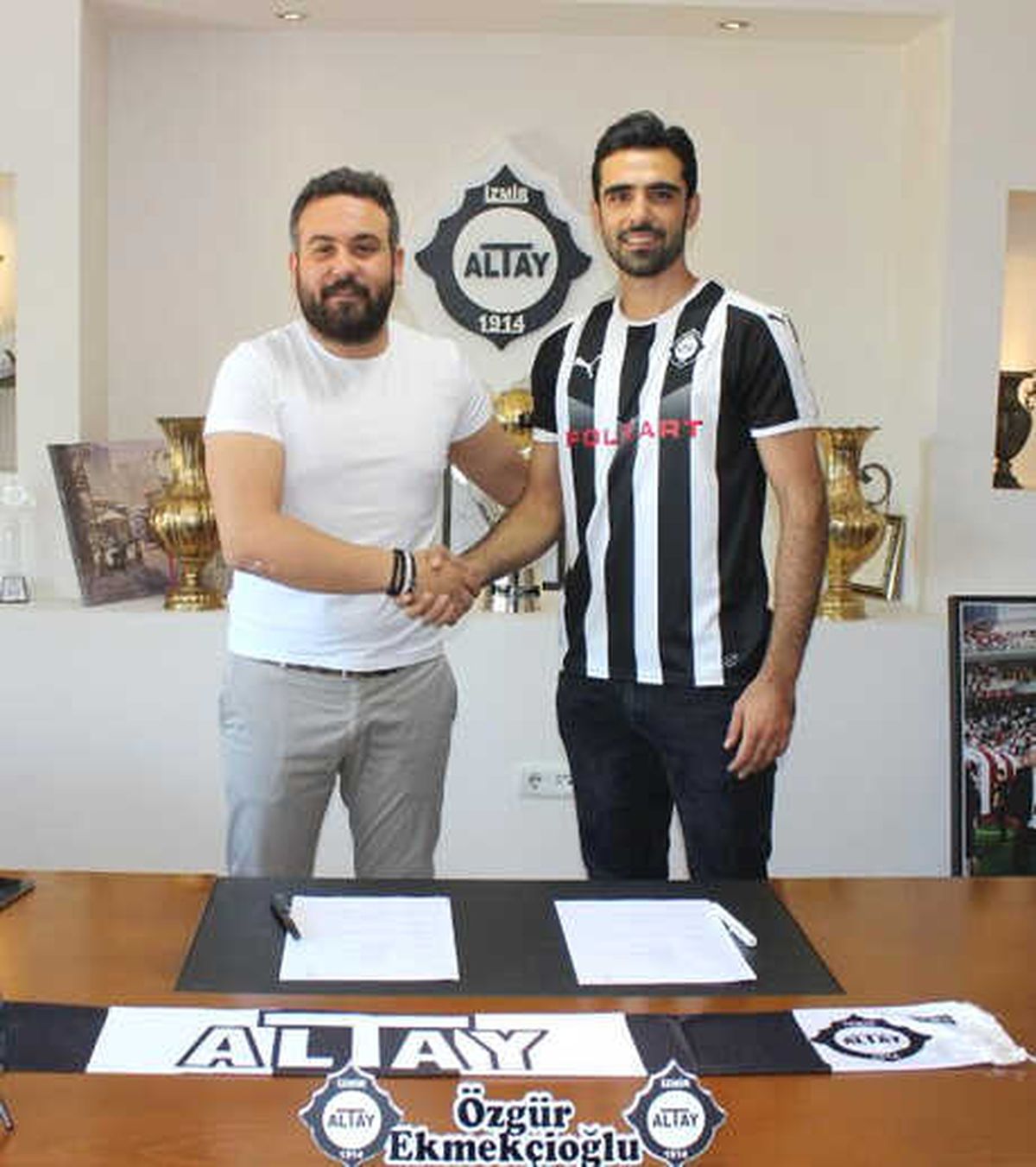 Altay\'da 8\'inci İmza Gençer\'den