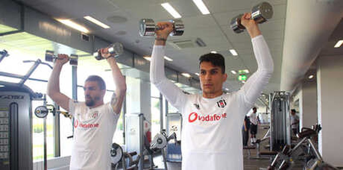 Beşiktaş Salonda Çalıştı