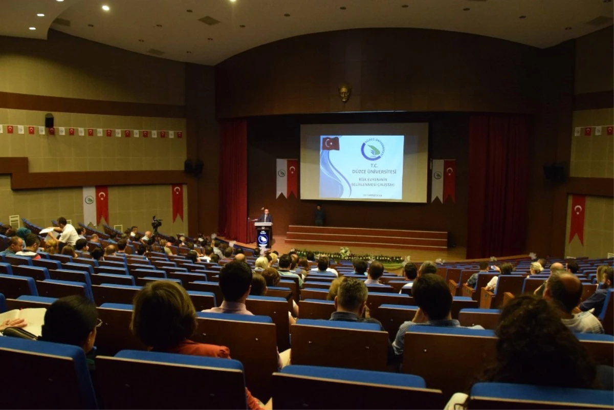 Düzce Üniversitesi\'nde Risk Evreninin Belirlenmesi Çalıştayı Düzenlendi