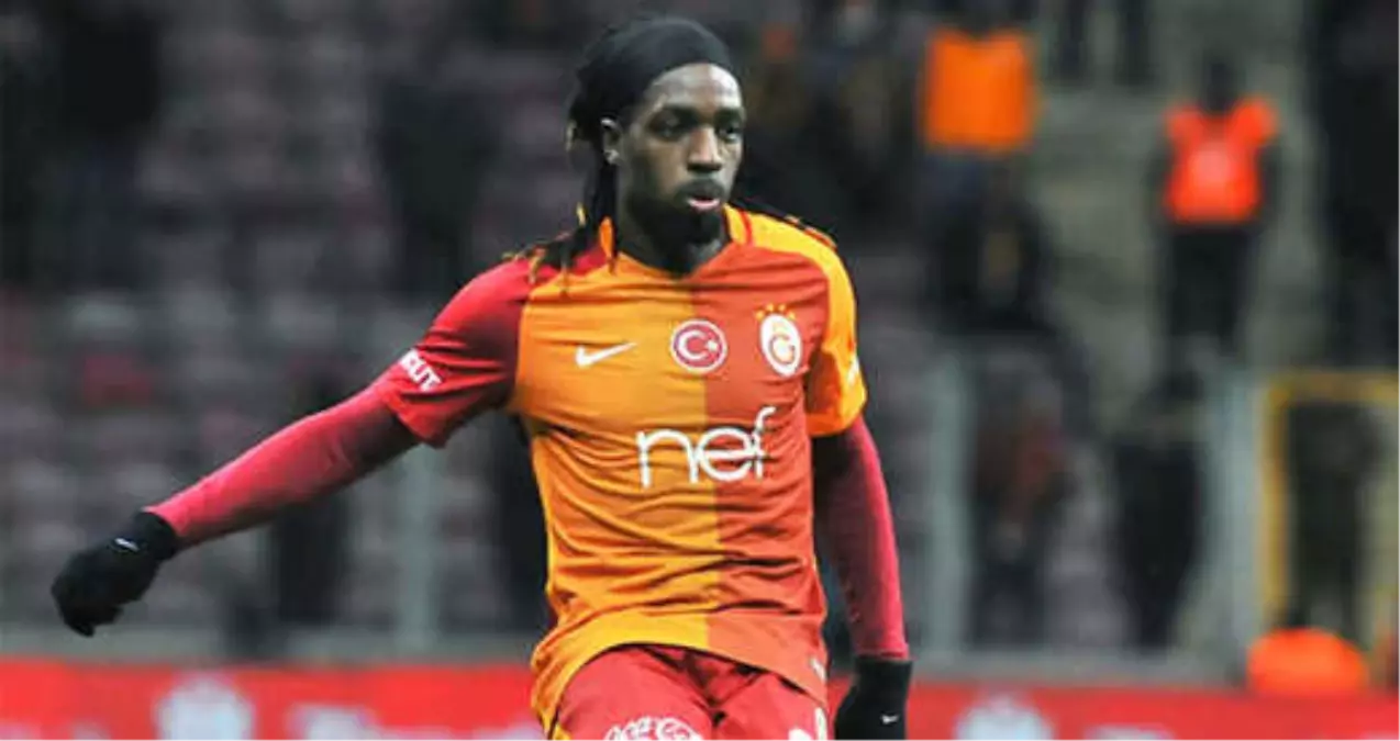 Galatasaray, Cavanda\'yı Standard Liege\'e Sattığını KAP\'a Bildirdi