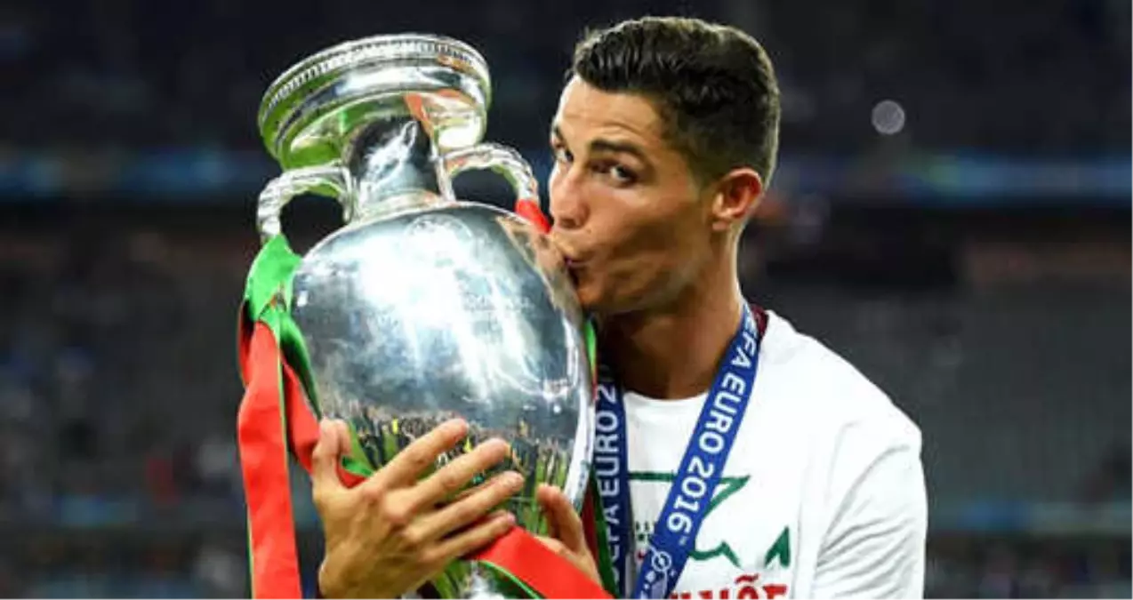 İtalyan Devi Juventus, Ronaldo\'ya Teklifte Bulundu