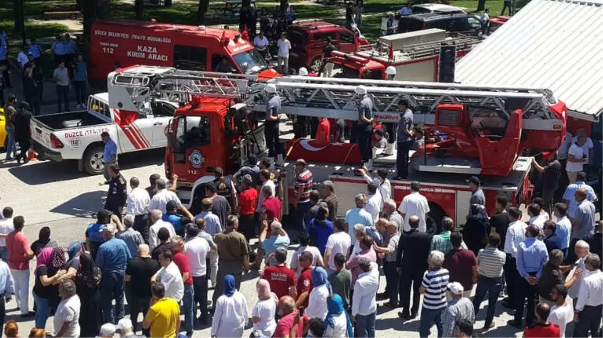 İtfaiye Aracıyla Son Yolculuğuna Uğurlandı