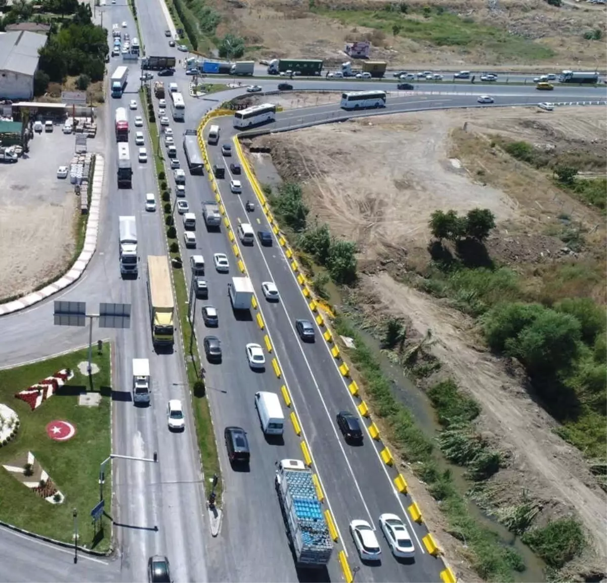 Manisa\'da Bir Yılda Trafiğe Kayıtlı Araç Sayısı 23 Bin Arttı