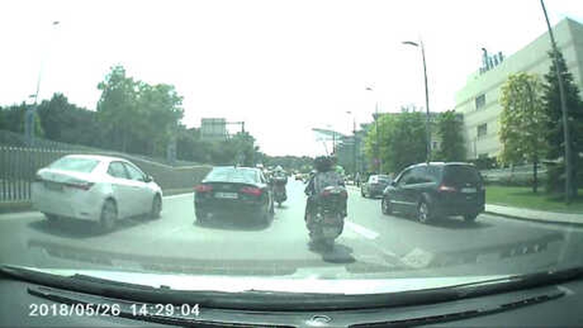 Motosikletle Tehlikeli Yolculuk