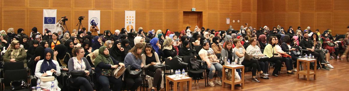 Mülteci Kadınlara \'Anne ve Bebek Sağlığı\' Paneli