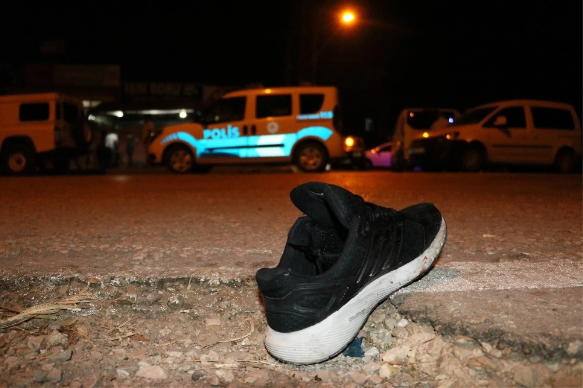 Adana\'da Tahlisiz Adamı Önce Bıçakladılar Sonra Parasını Gasp Ettiler
