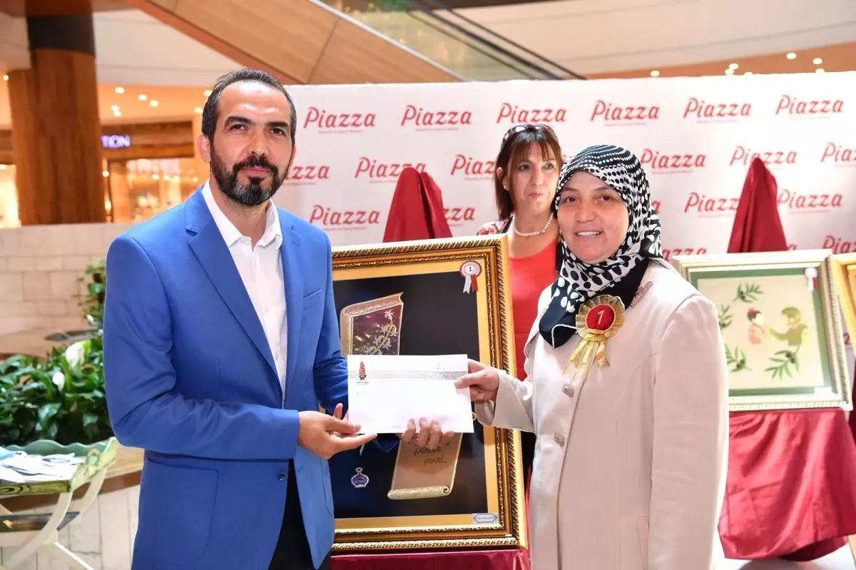 Piazza, Yöresel Elişleri Sergisine Ev Sahipliği Yaptı