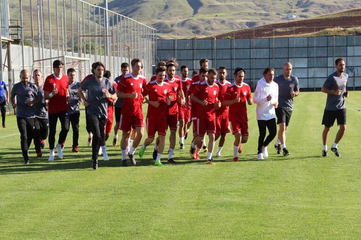 Sivasspor Yeni Sezon Hazırlıklarına Başladı