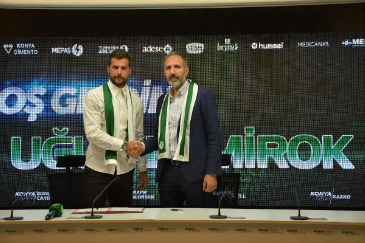 Uğur Demirok Konyaspor\'la 2 Yıllık Sözleşme İmzaladı