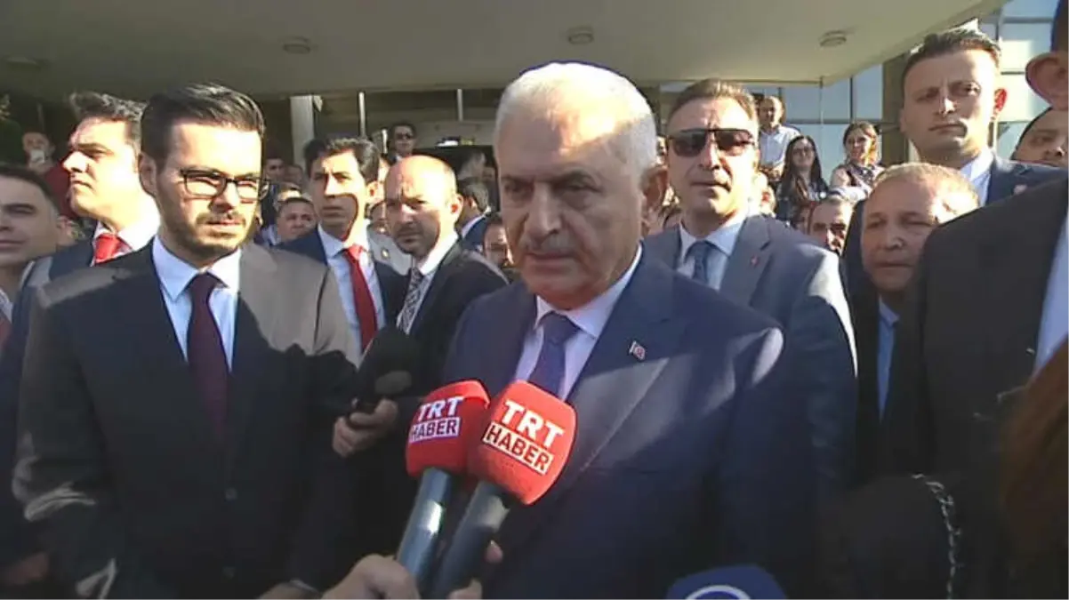 Başbakan Yıldırım\'dan TRT\'ye Veda Ziyareti