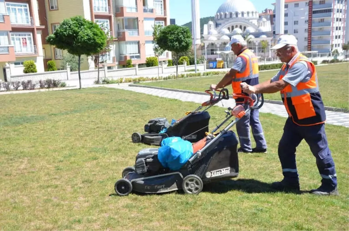 Bozüyük Parklarında Çalışmalar Hız Kesmiyor