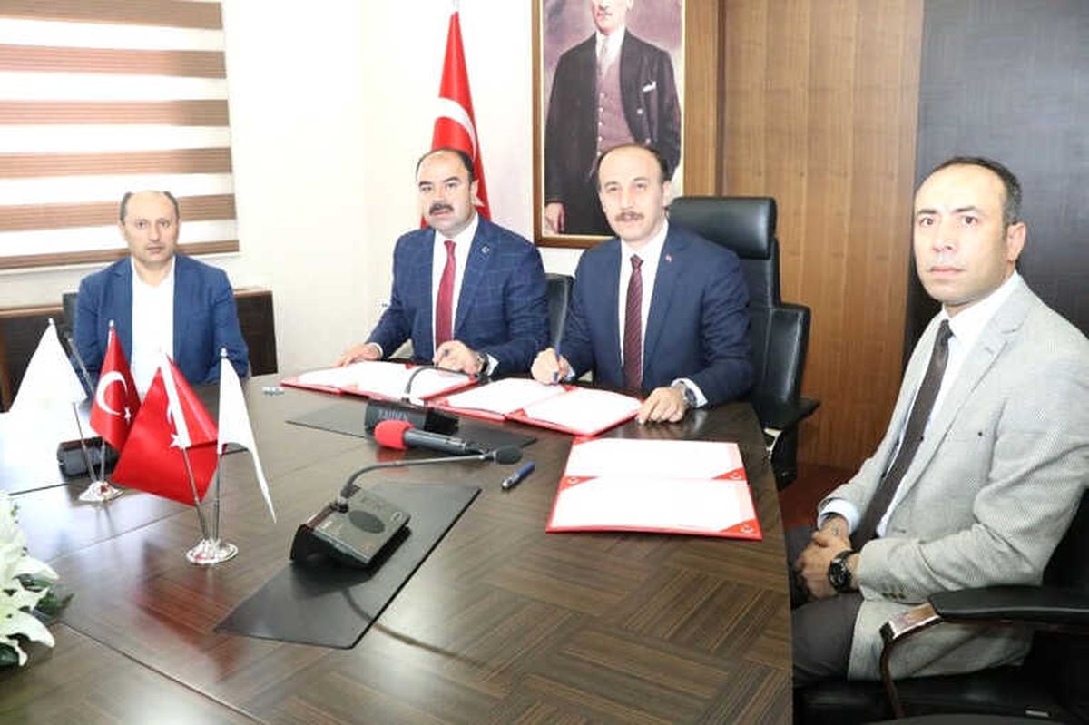 Hilvan Halk Kütüphanesi Yapımı İçin Protokol İmzalandı