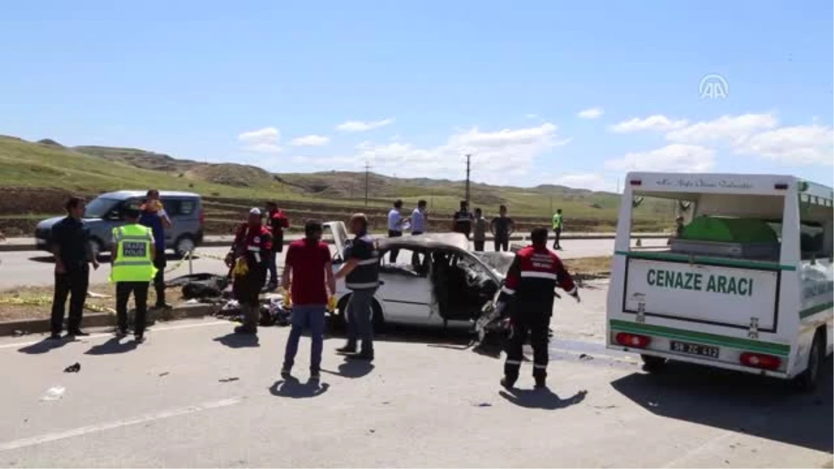 İki Otomobil Çarpıştı: 5 Ölü, 5 Yaralı (3) - Sivas