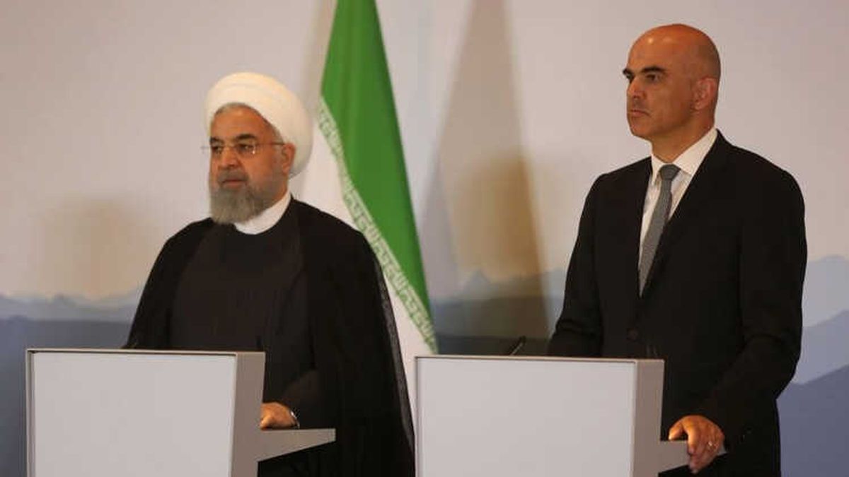 İran Cumhurbaşkanı Ruhani: ABD\'nin Petrol İhracımızı Azaltma Çabaları Sonuç Vermeyecek