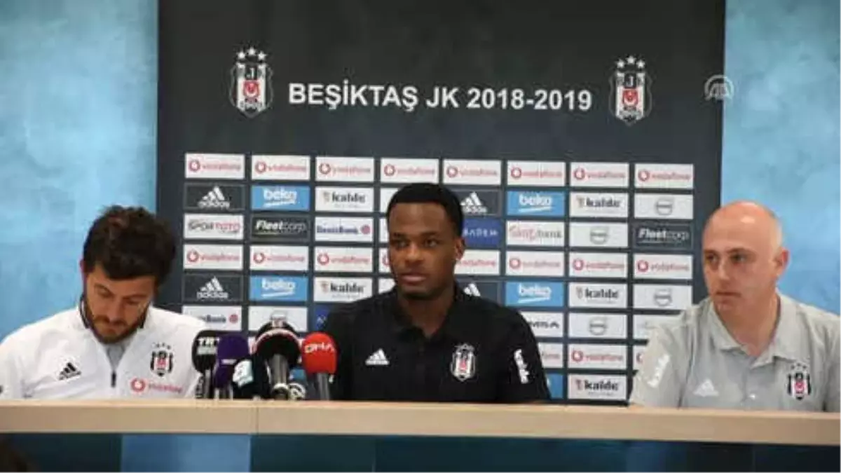 Larin: "Hedefim Takımın Devamlı Santraforu Haline Gelmek"