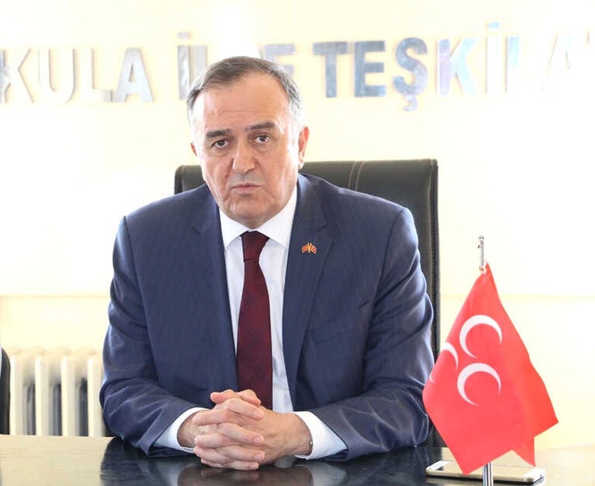 MHP\'li Akçay: "Bizi Eleştirenler Önce Kimle İşbirliği Yaptıklarına Baksın"