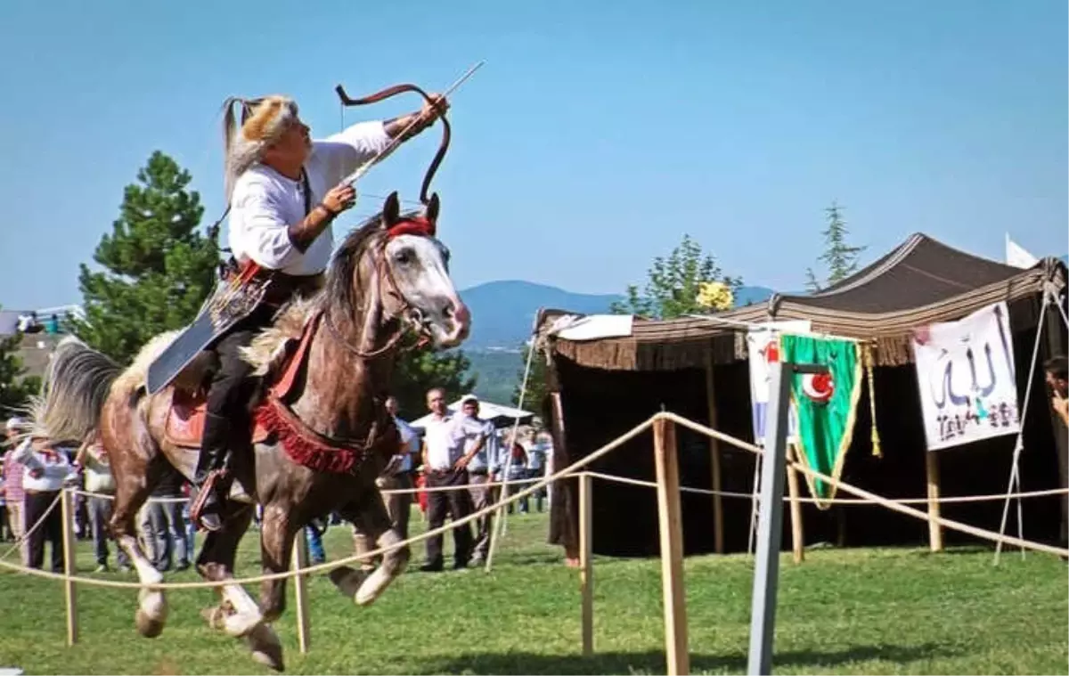 Perşembe Yaylası Nal Sesleriyle Şenlenecek