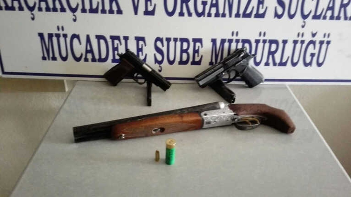 Silah Ticareti Yapan İki Kişi Gözaltına Alındı
