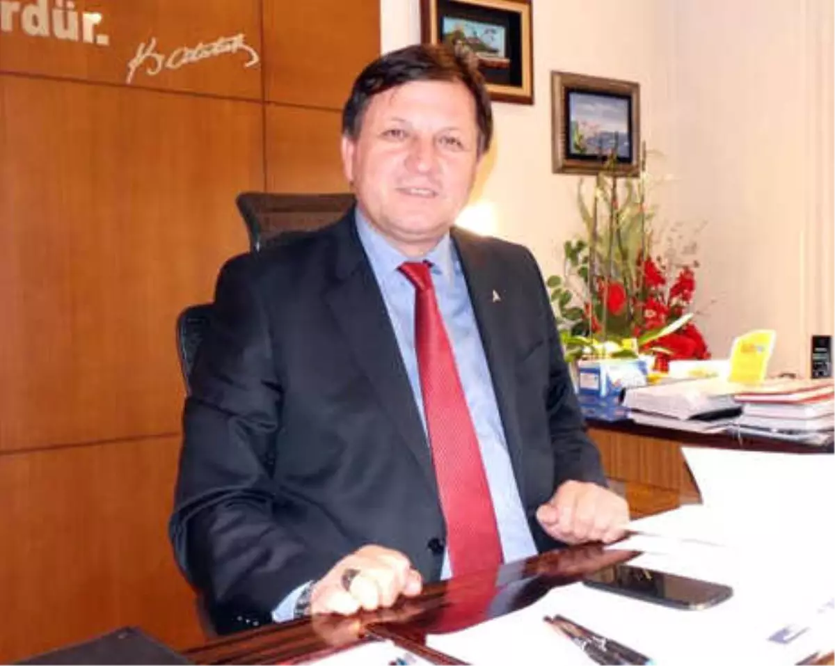 Tarihi Kilisenin Duvarları Sprey Boya ile Tahrip Edildi