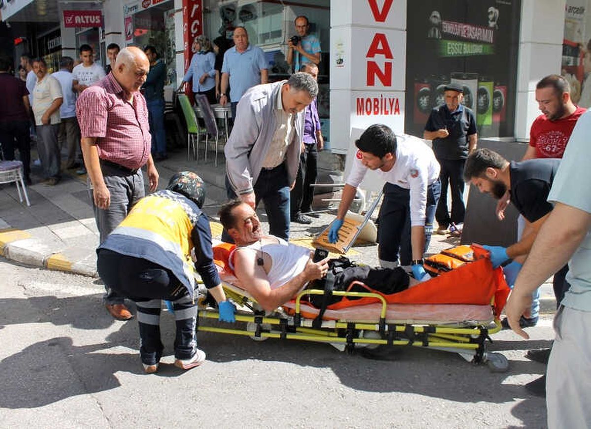 Çankırı\'da Silahlı Saldırı: 2 Yaralı