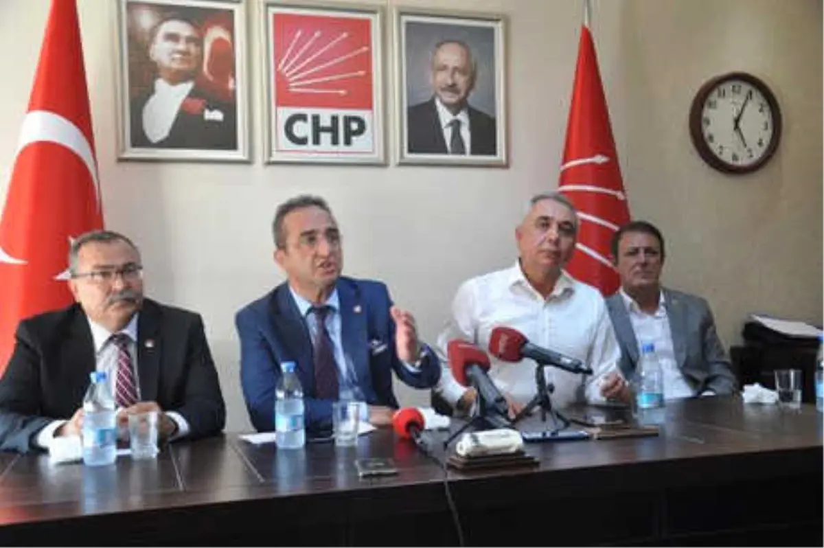 CHP\'li Tezcan: Gündemimizde Kurultay Yok