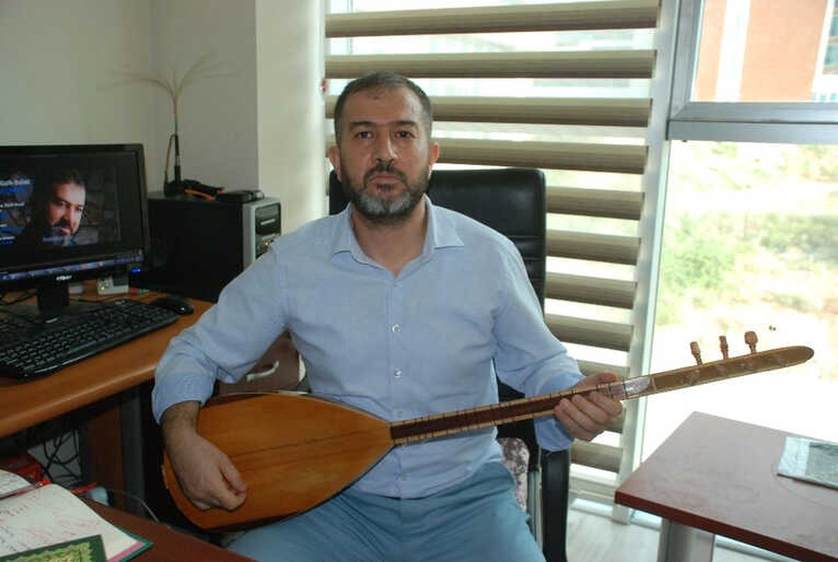 Cumhurbaşkanı Erdoğan İçin Arapça ve İngilizce Şarkı