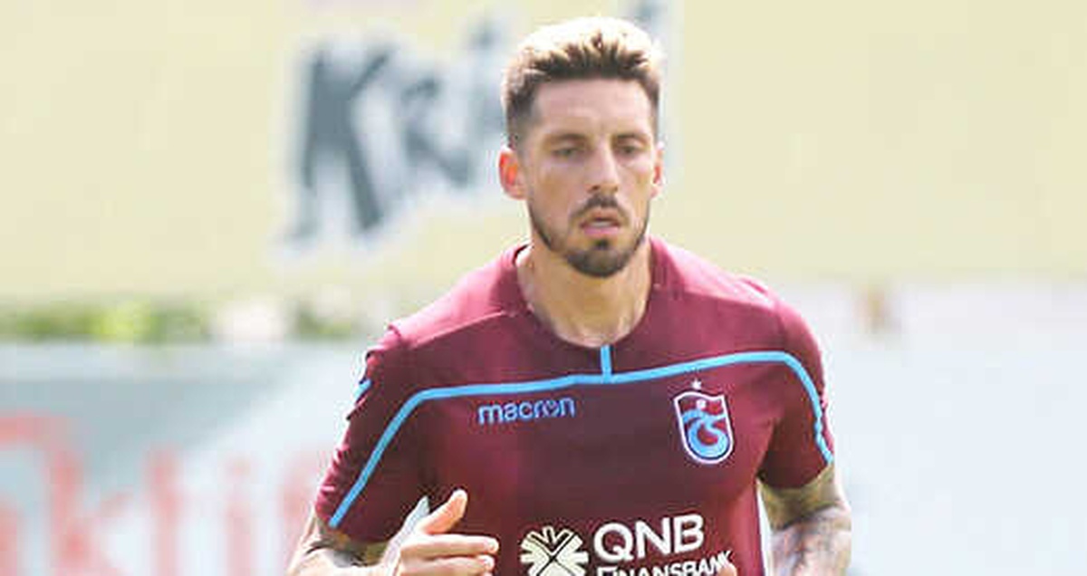 Trabzonspor\'da Jose Sosa Takımdan Ayrılmak İstiyor!