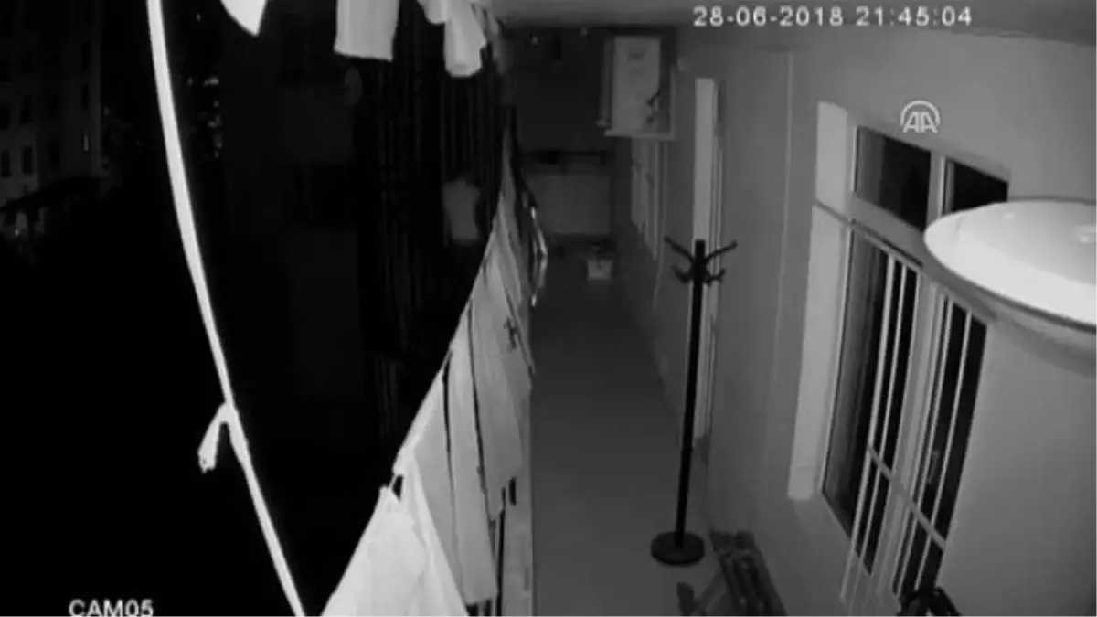 Partiden Çaldığı Araçla Gezdikten Sonra Kaza Yaptı