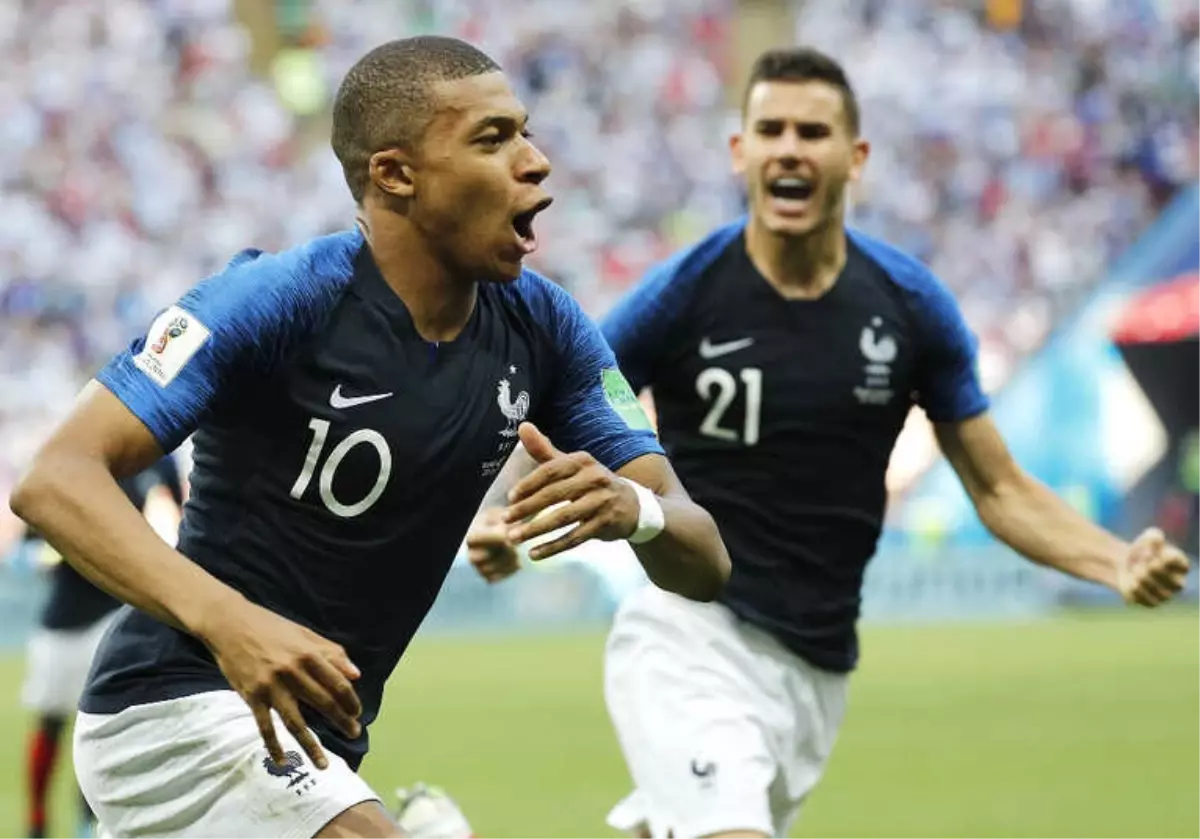 Real Madrid Kylian Mbappe\'yi Yalanladı