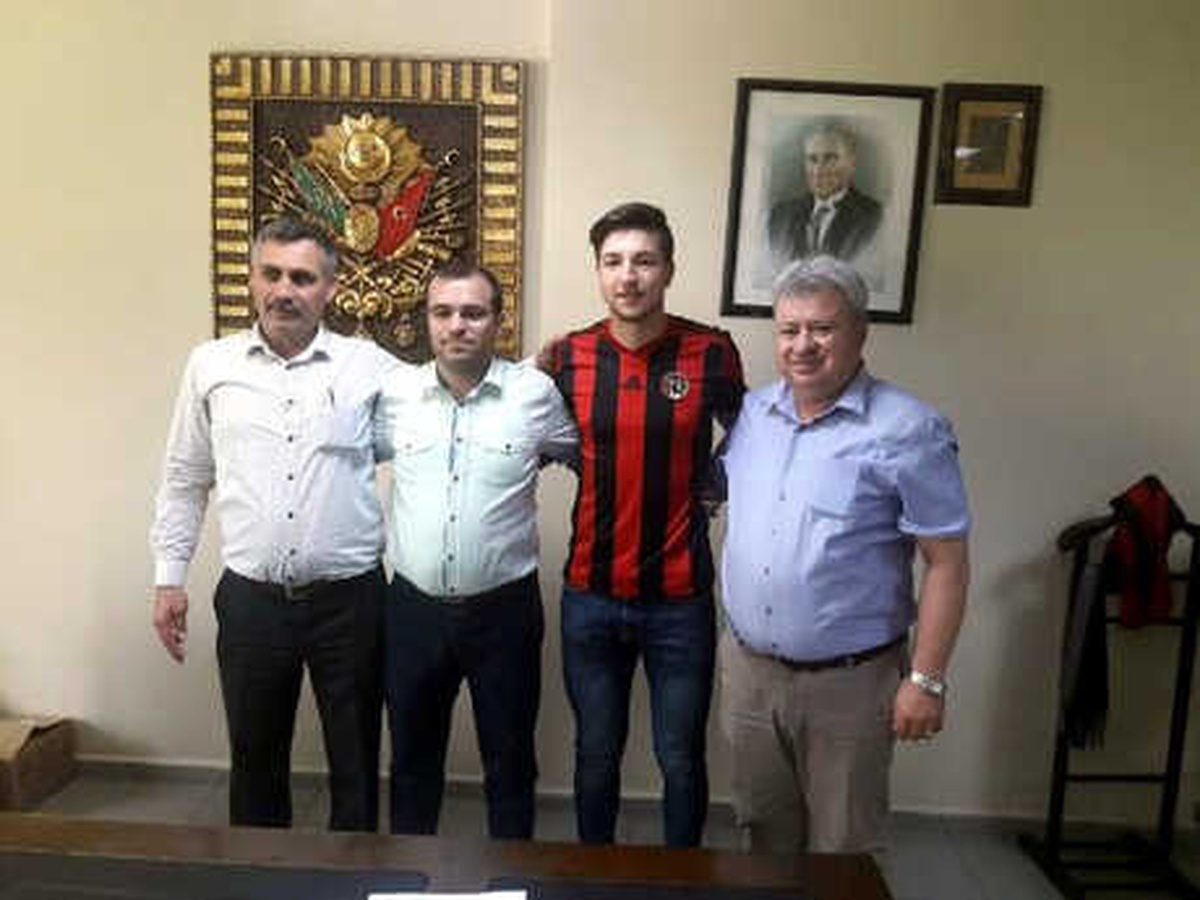 Turgutluspor\'da Tugay İmzayı Attı