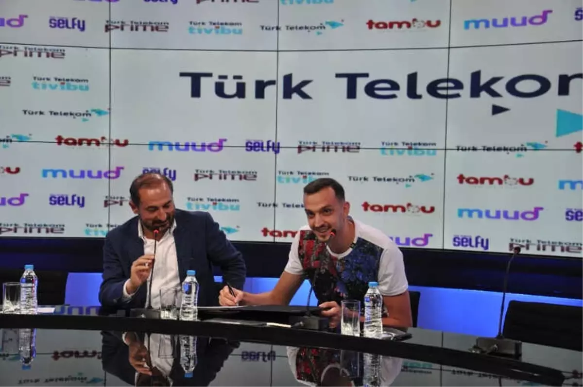 Türk Telekom\'un Yeni Transferi Metin Türen İmzayı Attı