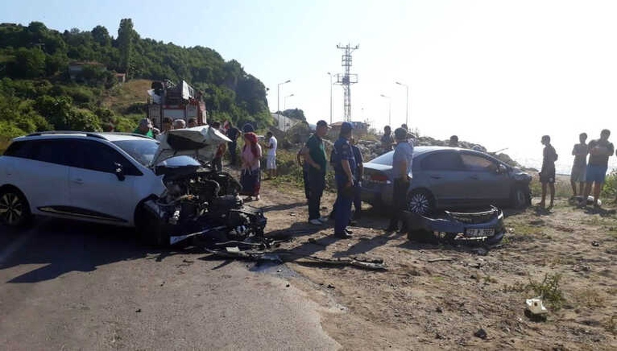 Zonguldak\'ta Trafik Kazası: 3 Yaralı