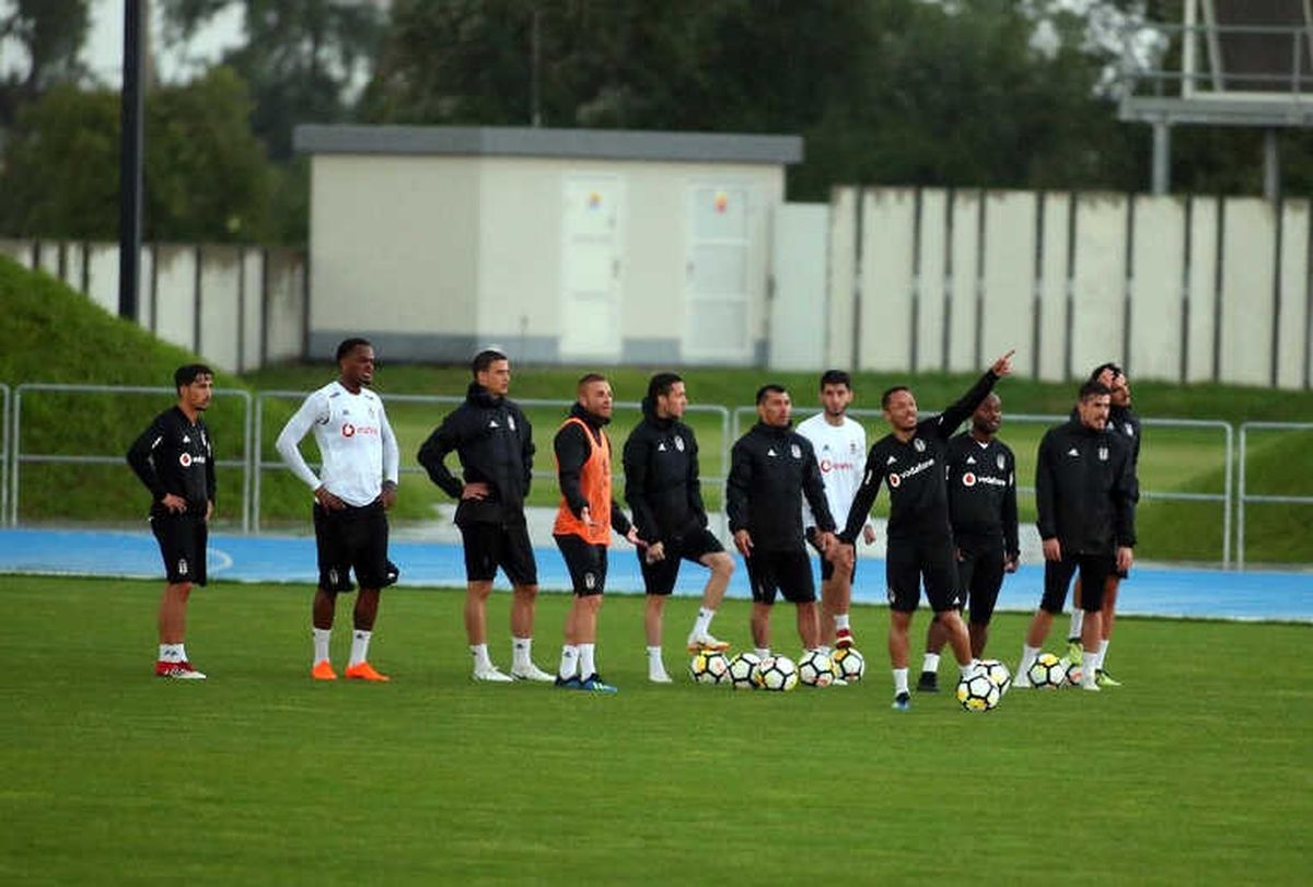 Beşiktaş, Kondisyon ve Taktik Çalıştı