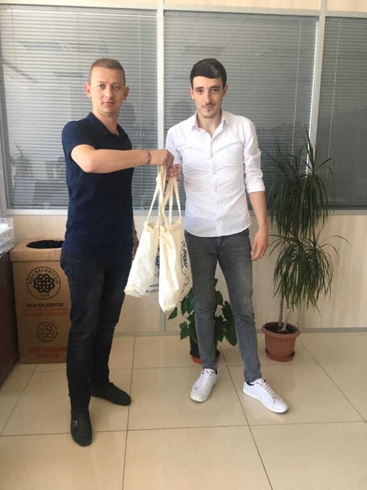 Biga Belediyesi\'nden Asker Paketi Projesi